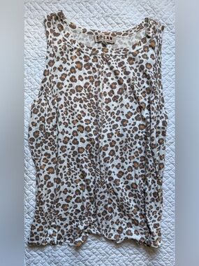 Dolan 2X Leopard Print Sleeveless Top w/Split Back
